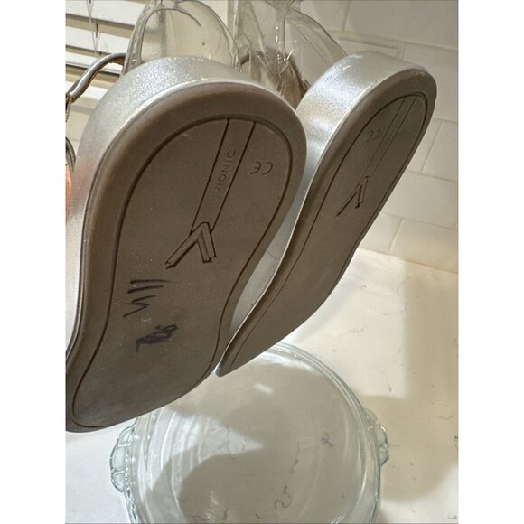 Vionic MADERA Women's Size 8 Silver Leather Sandals - Picture 8 of 12